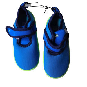 Speedo Blue Water Shoes Size (7-8)